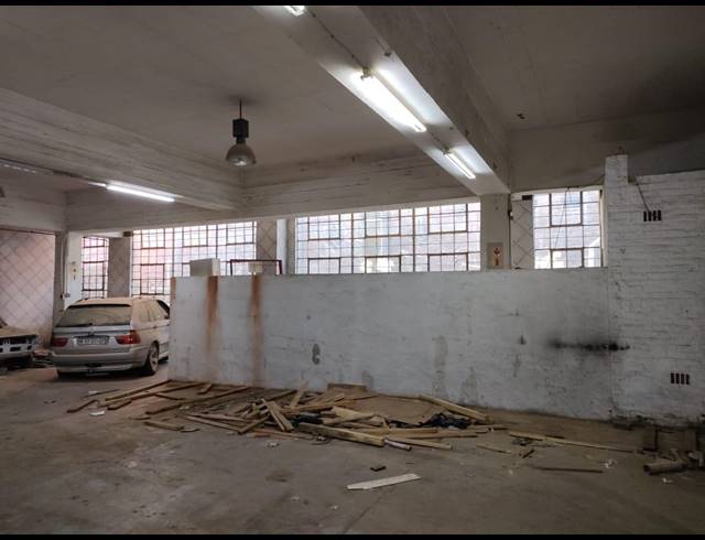 1,000M² WAREHOUSE TO LET IN KRUGERSDORP CENTRAL